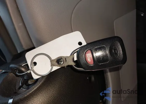 2019 Hyundai Elantra Se из США, поврежденный, VIN 5NPD74LF4KH449031